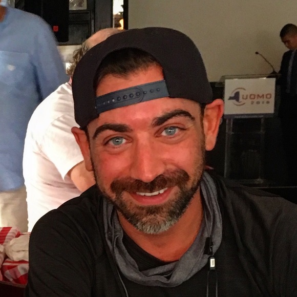 Meet your Posher, Mike - Picture 1 of 1